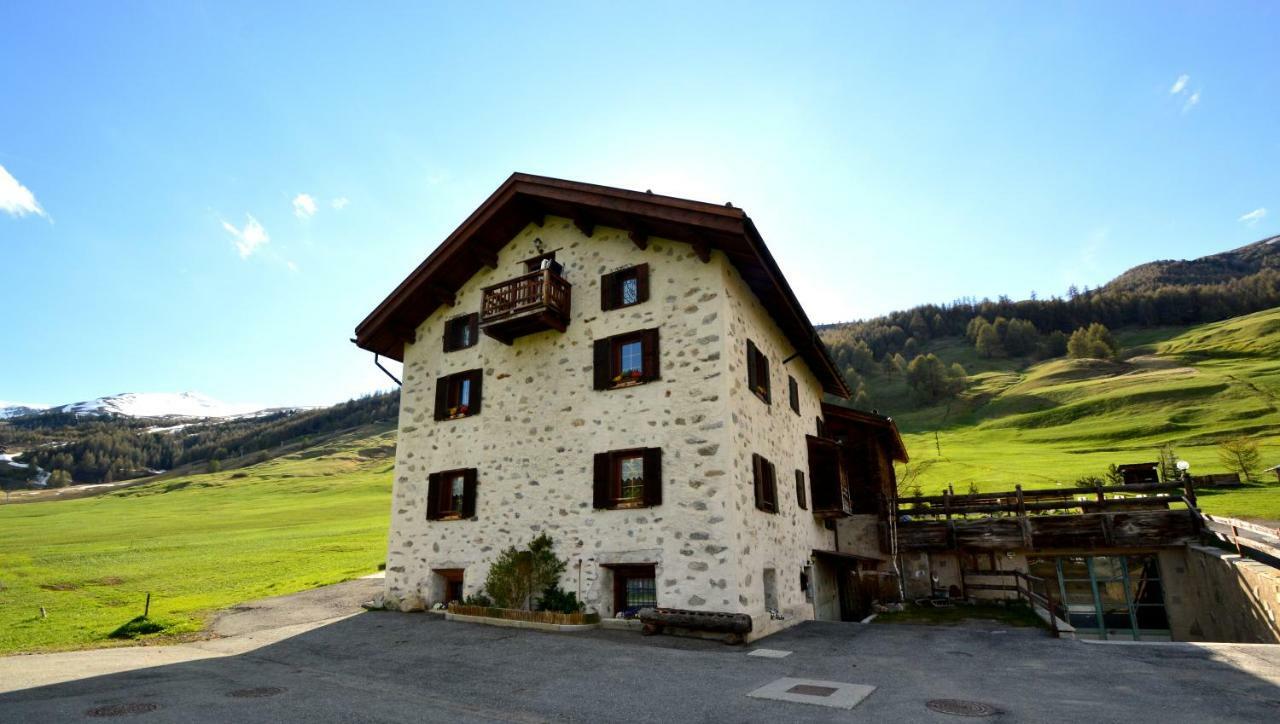 ליביניו Mountain Chalet Milly מראה חיצוני תמונה